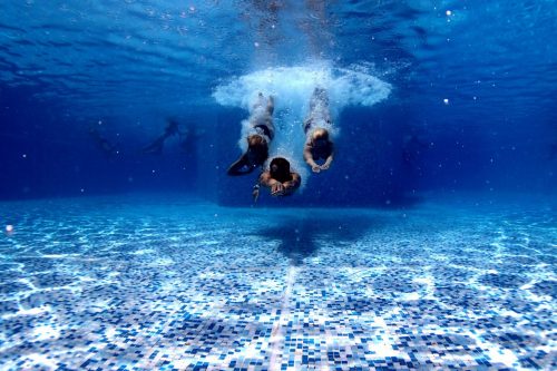 Kleines ABC der Schwimmbadtechnik - Glasmosaik und Glasfliesen.